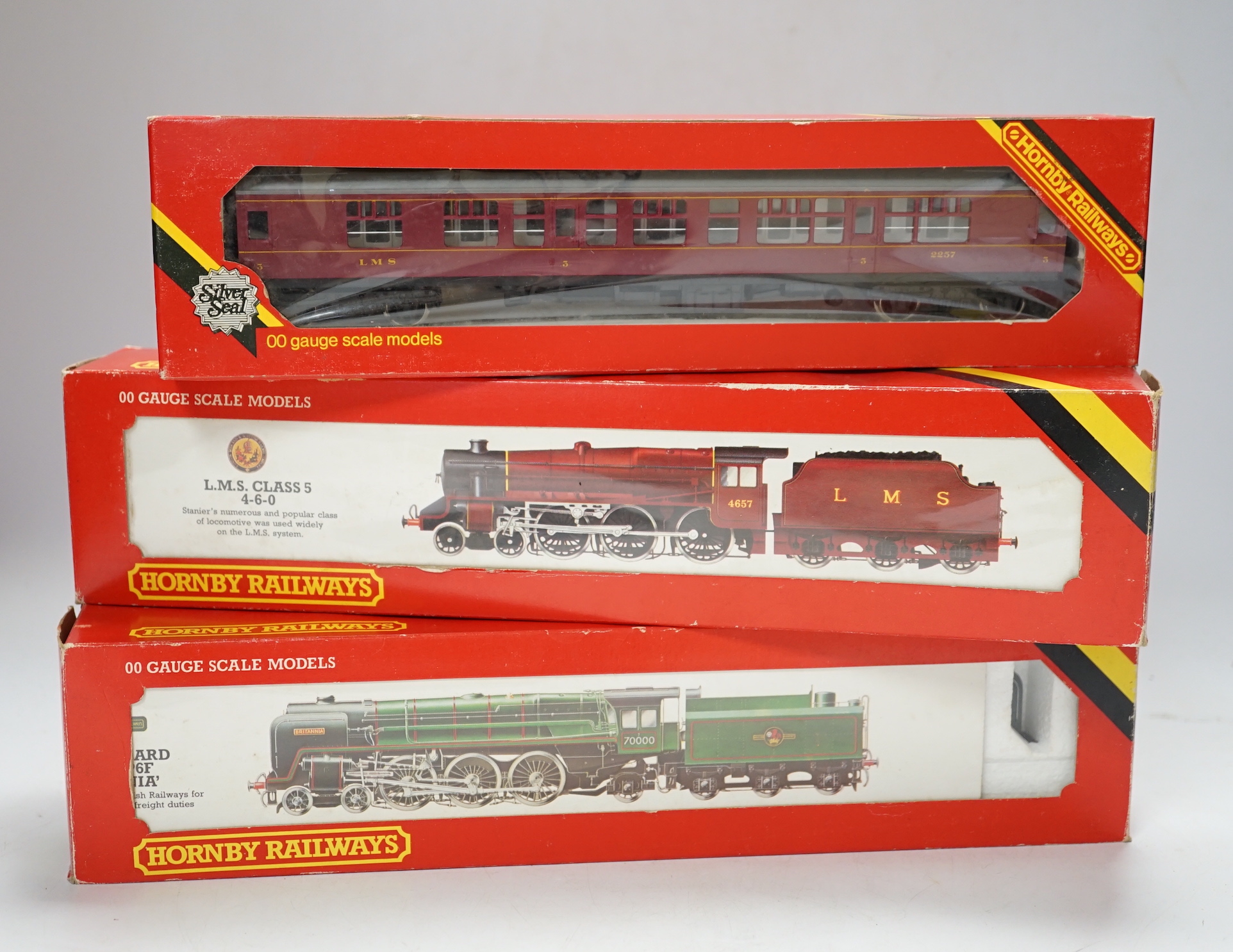 Fifteen boxed Hornby Railways 00 gauge items, including two locomotives; an LMS Class 5 (R842), and a BR Britannia Class (R063), together with thirteen bogie coaches; Pullman, LMS, SR, etc.